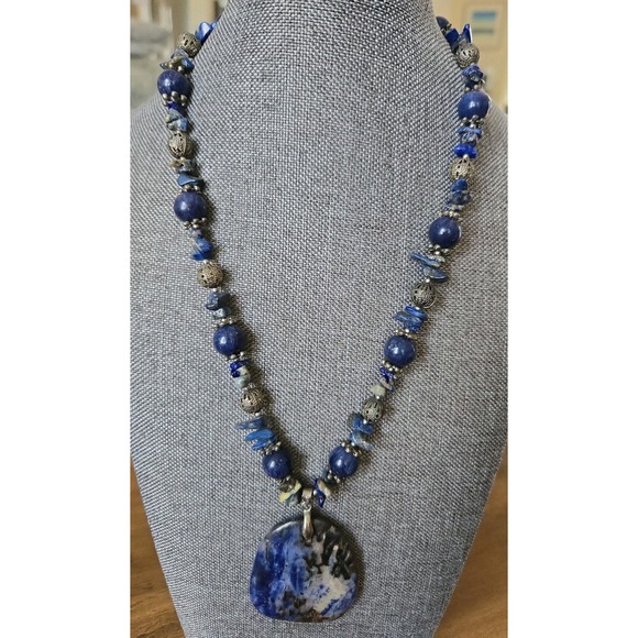 Jewelry - Vintage Sodalite Pendant Beaded Necklace Lapis Lazuli 18K GF Clamp Deep Blue